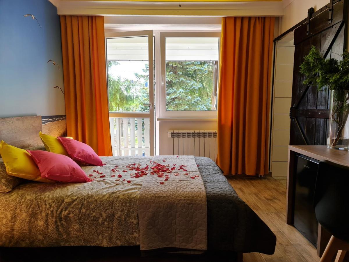 Villa Slavia Хмелно Екстериор снимка
